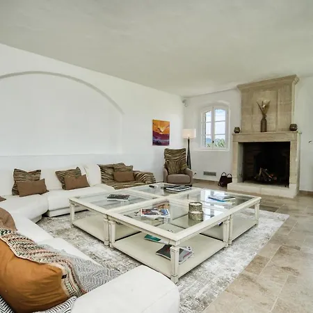 Beautiful Provencal Mas In The Golfe De Saint-tropez